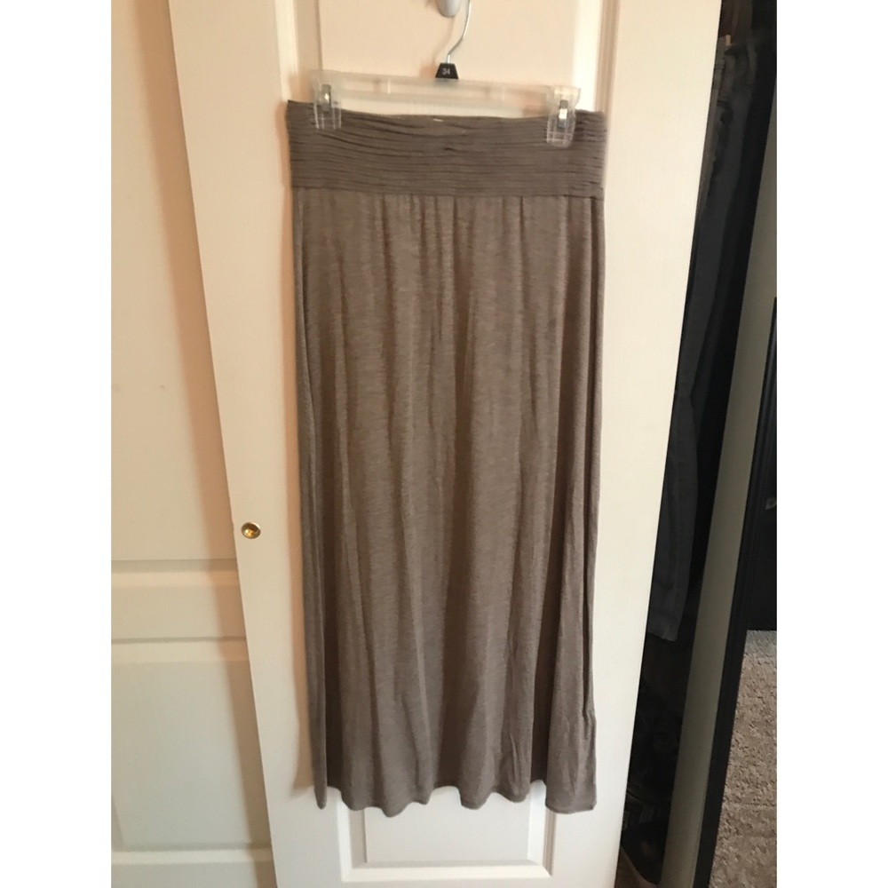 Long maxi skirt
